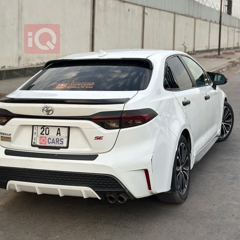 تۆیۆتا کۆرۆلا